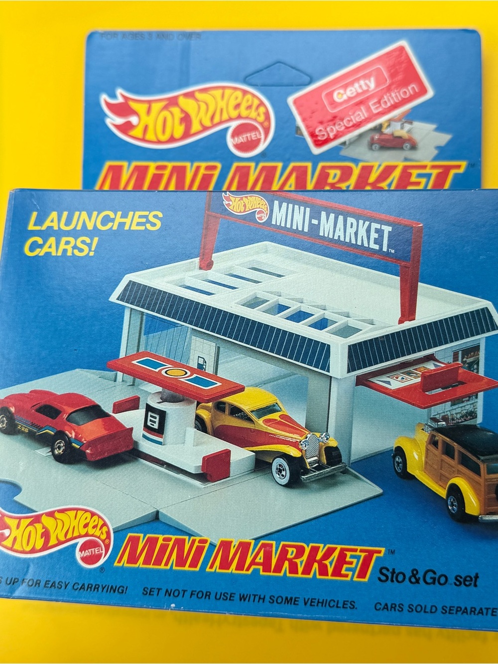 Vintage 1987 Hot Wheels by Mattel Mini Market Sto & Go Set